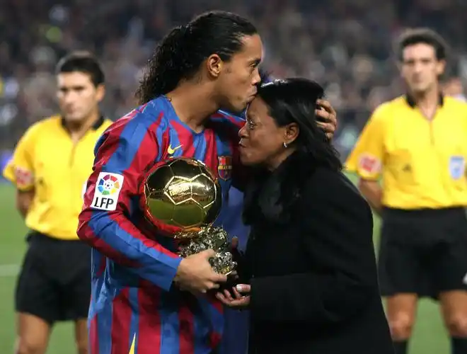 入主场球迷 入主场球迷