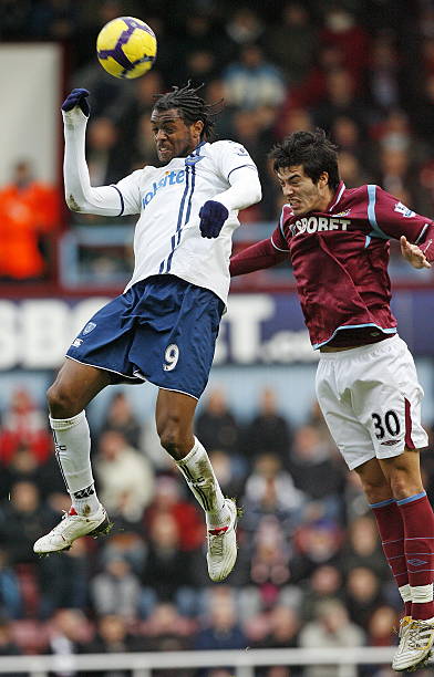 引人瞩目的 引人瞩目的