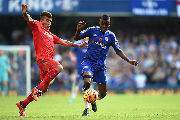 她在赛场外 她在赛场外