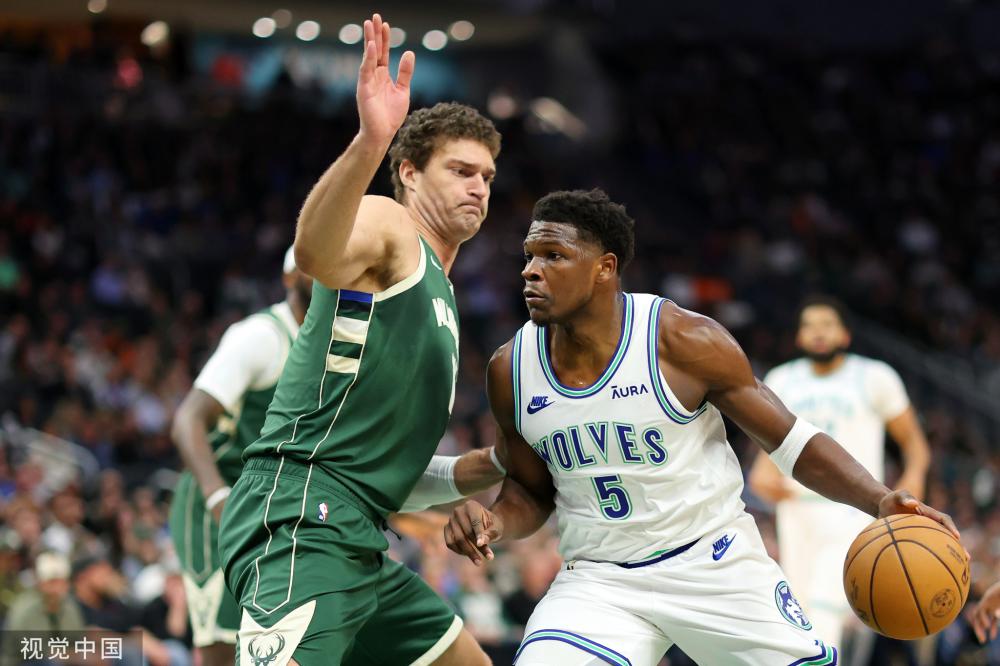 上融入国足 上融入国足